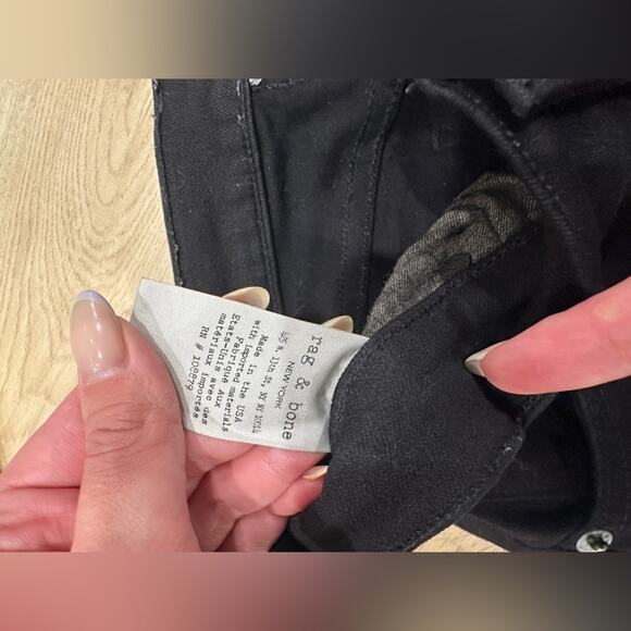 Rag & Bone 10 inch ankle skinny, raw hem jeans! Size 24 - Picture 3 of 8